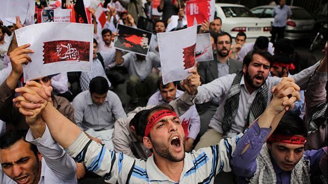 در هفته همبستگی مردم ایران با زندانیان بحرین صورت گرفت:

اعلام همبستگی دانشجویان مشهدی با رهبران در بند