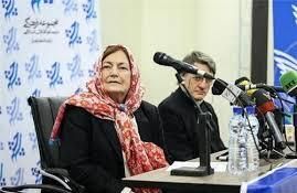 برنده جایزه صلح نوبل در دانشگاه تهران:

رسانه ها جلوی شنیده شدن صدای مردم ایران را میگیرند
