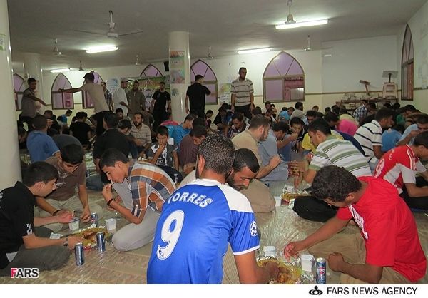 بالتزامن مع يوم القدس العالمي:

 إقامة ثالث مأدبة  إفطار للإيرانيين في غزة