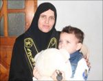 فاطمه الزق و فرزندش