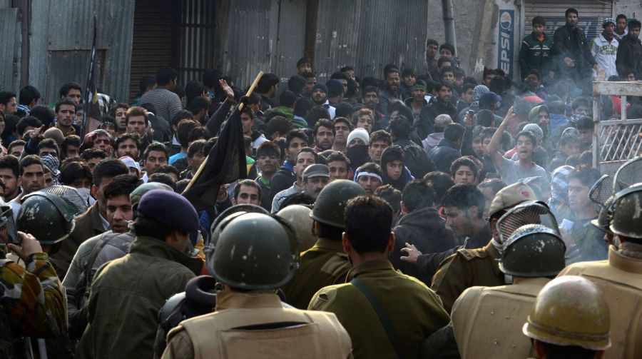 محدودیت های ایجاد شده برای عزاداران کشمیری در سرینگر