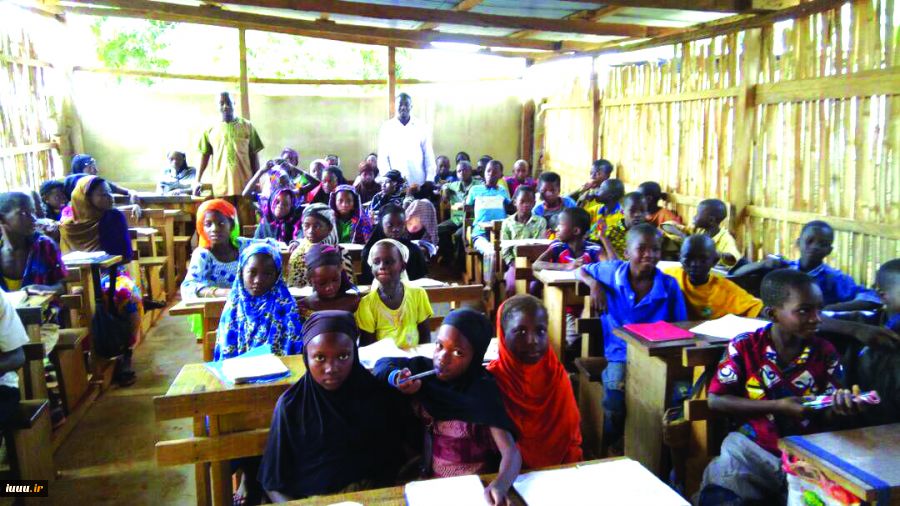 Paying tuition fees for deprived students in Ivory Coast September 2017 2